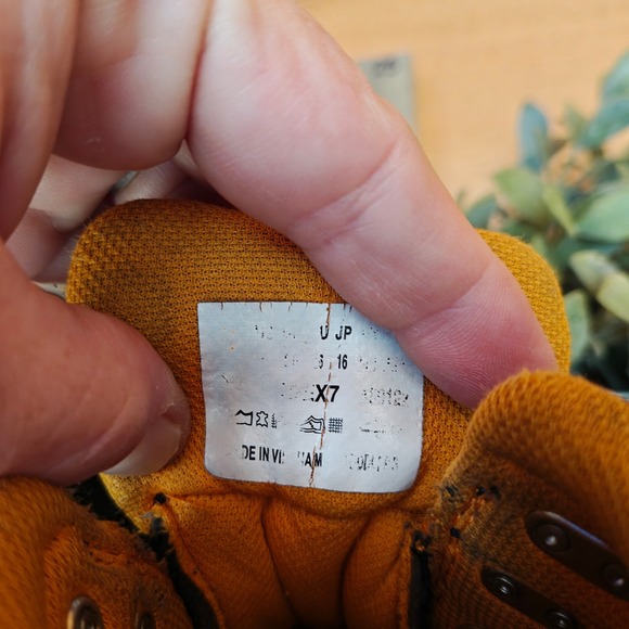 Timberland Black Orange Trim Leather Boots Walking Shoes Toddler size 9/US 26/EU - Picture 10 of 11